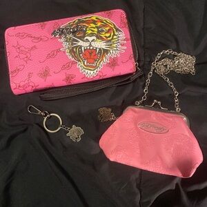Ed hardy pink tiger chain coin purse and cardholder wallet set